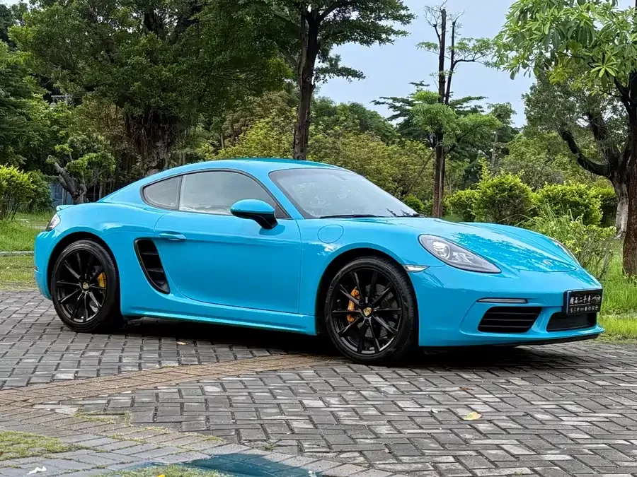 Porsche 718
