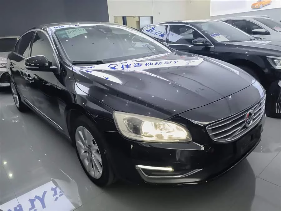 Volvo S60