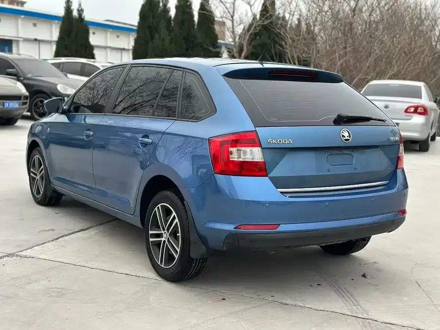 Skoda Rapid