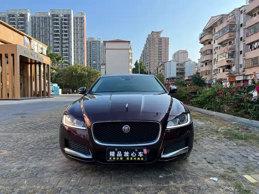 Jaguar XFL