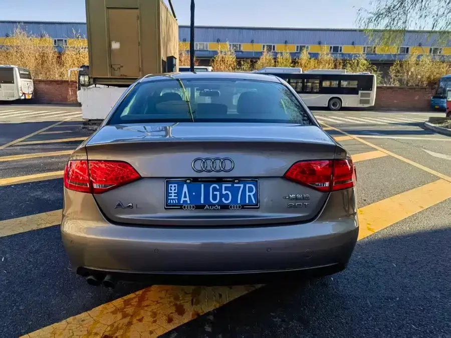 Audi A4L