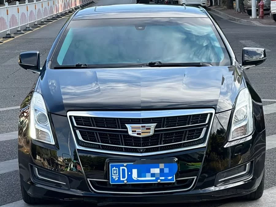Cadillac XTS