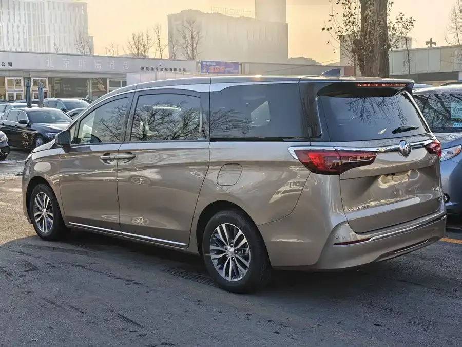 Buick GL8
