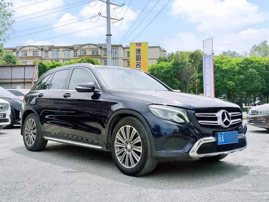 Mercedes Benz GLC