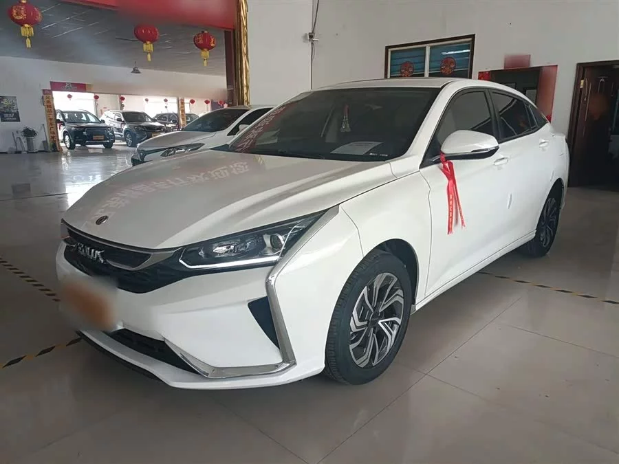 Dongfeng Yixuan