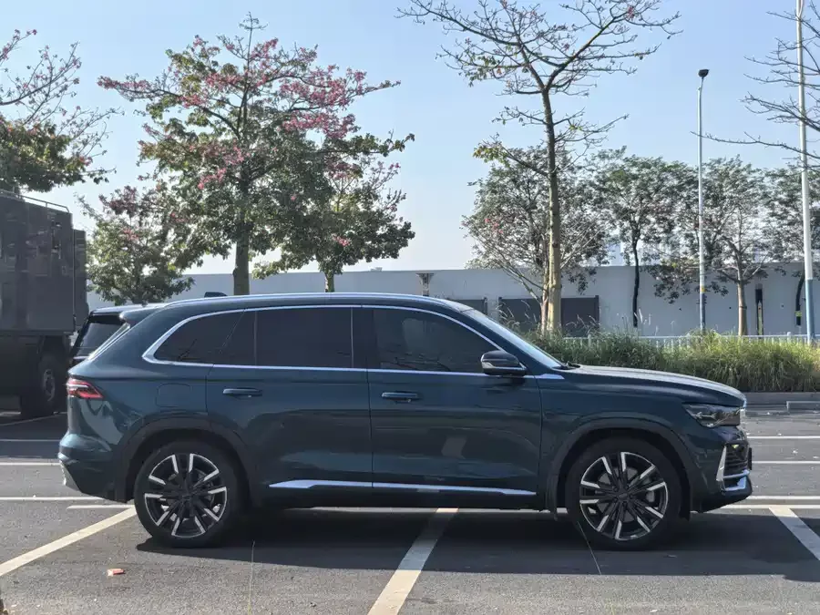 Geely Xingyue L