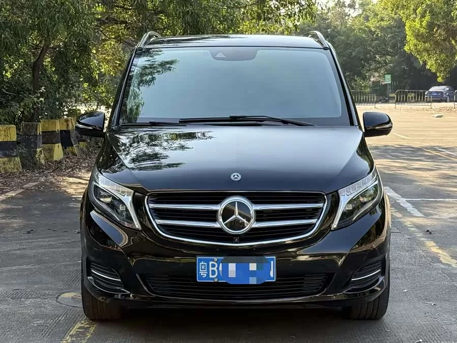 Mercedes Benz Class V
