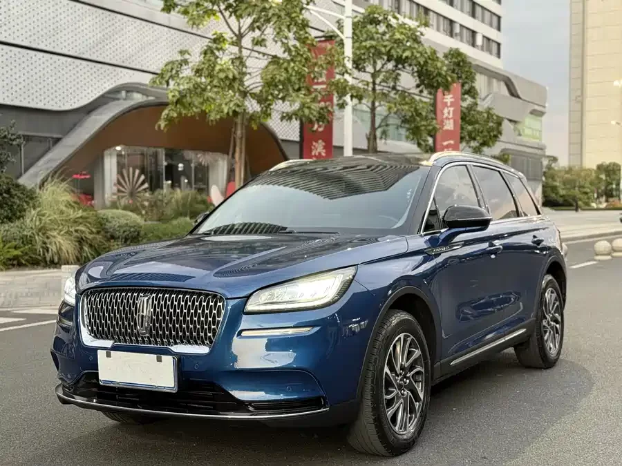 Lincoln Adventurer
