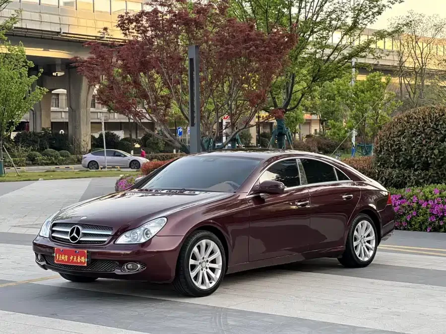 Mercedes Benz CLS