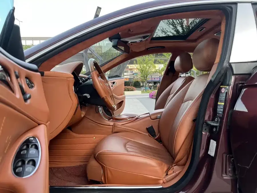 Mercedes Benz CLS