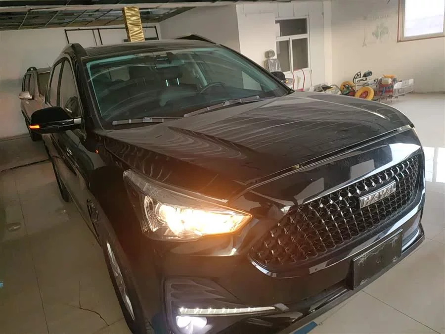 Haval M6