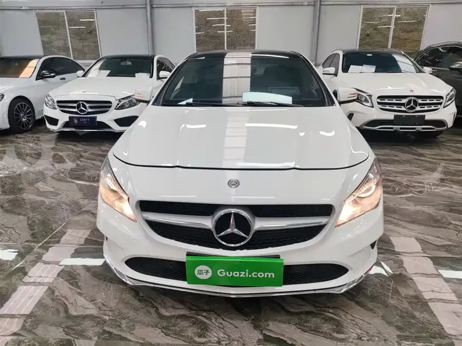 Mercedes-Benz CLA