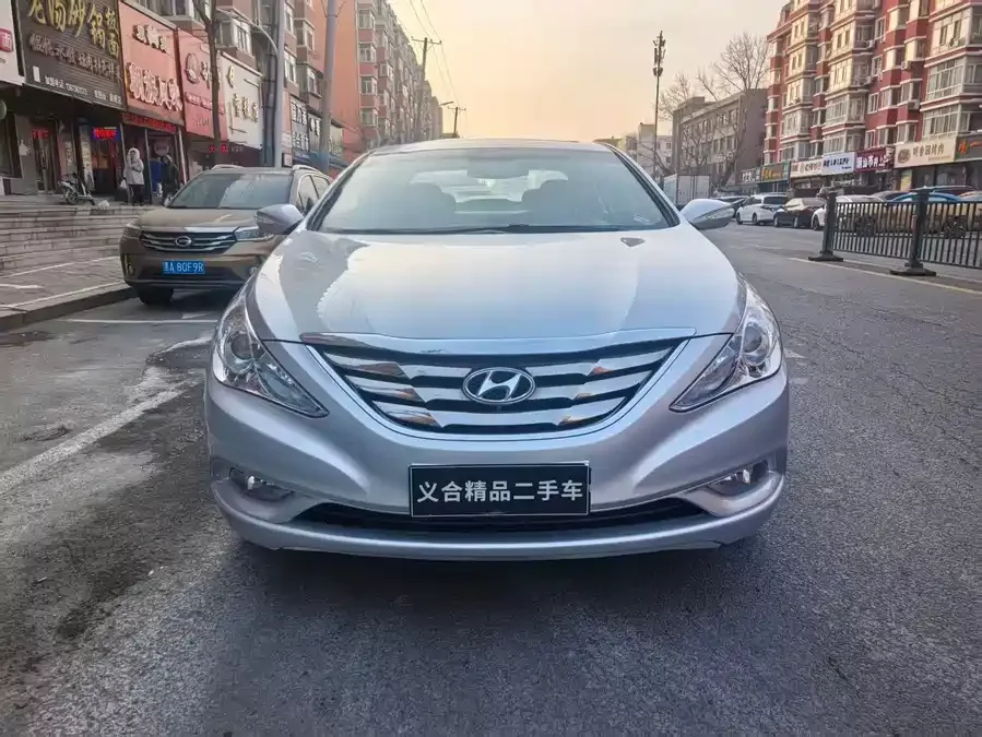 Hyundai Sonata
