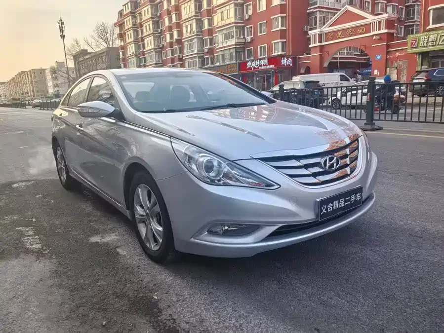 Hyundai Sonata
