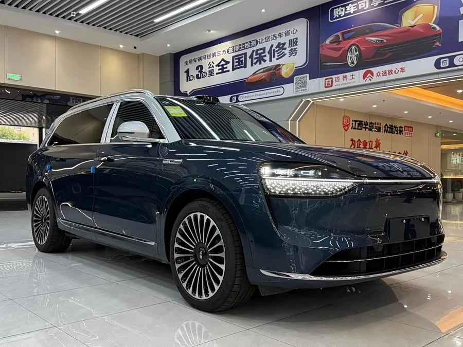 AITO Wenjie M9