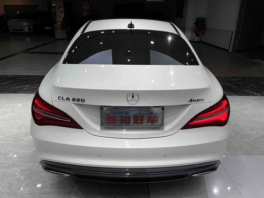 Mercedes-Benz CLA