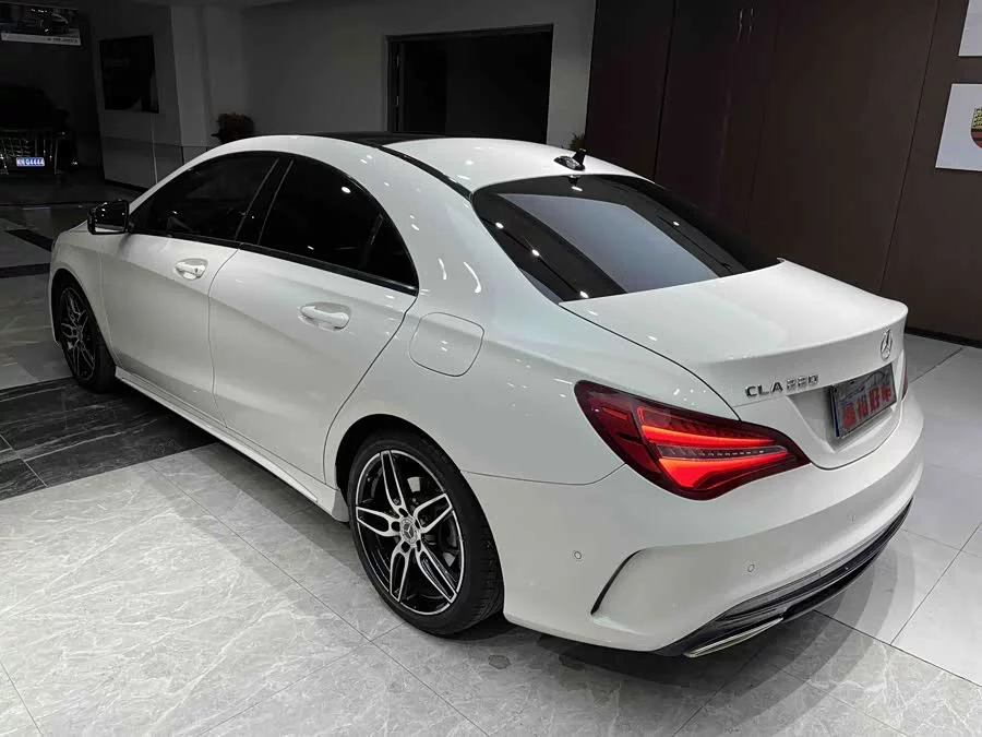 Mercedes-Benz CLA