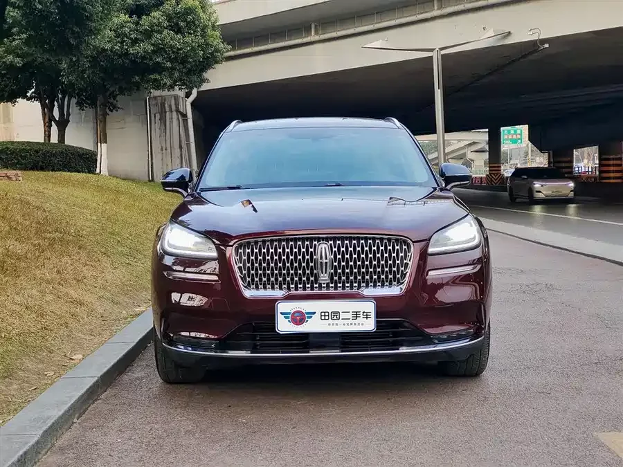 Lincoln Adventurer