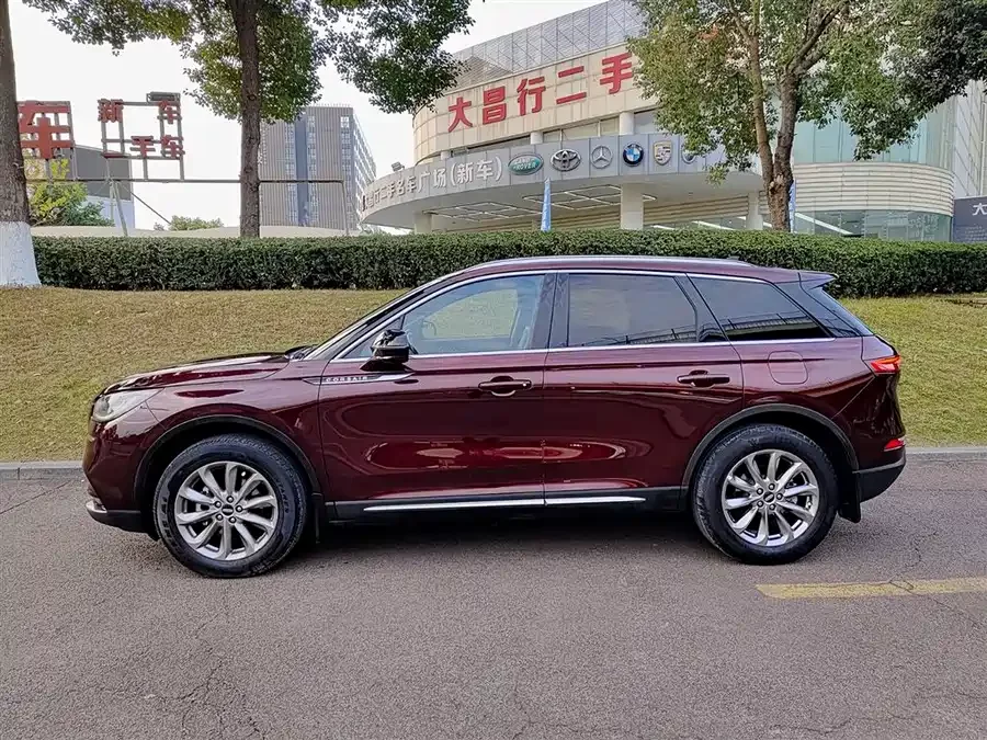 Lincoln Adventurer