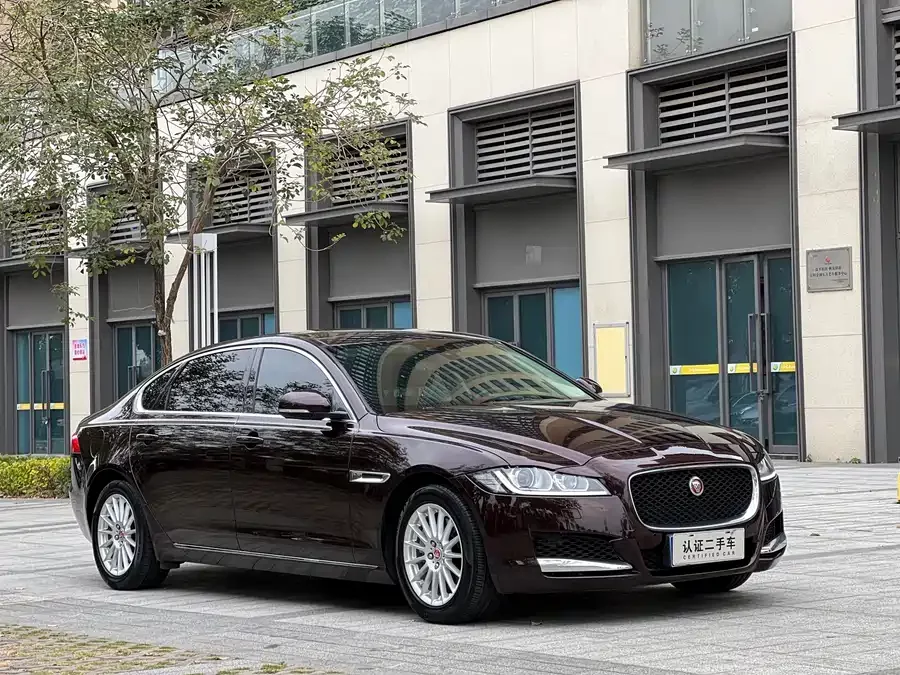 Jaguar XFL