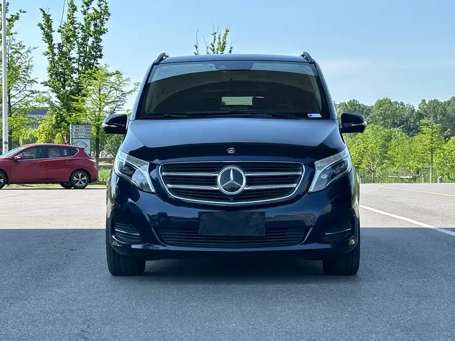 Mercedes Benz Class V