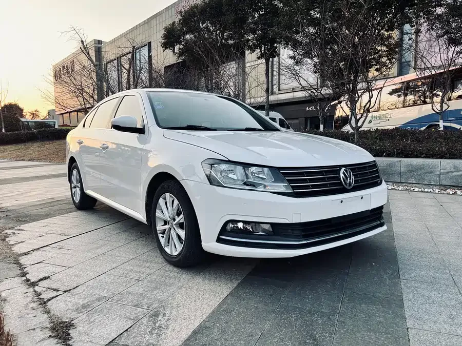 Volkswagen Lavida