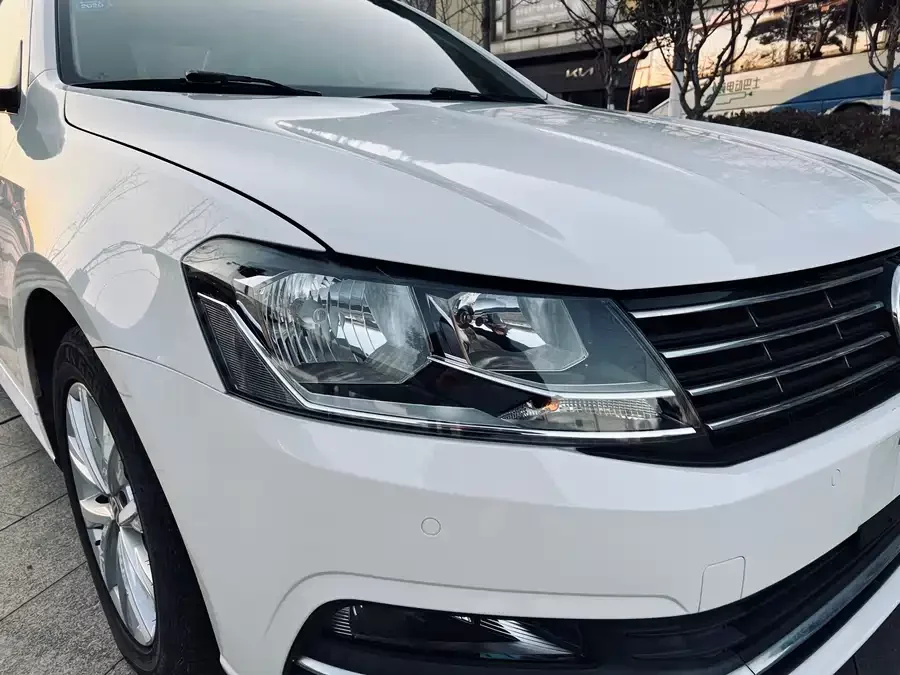 Volkswagen Lavida