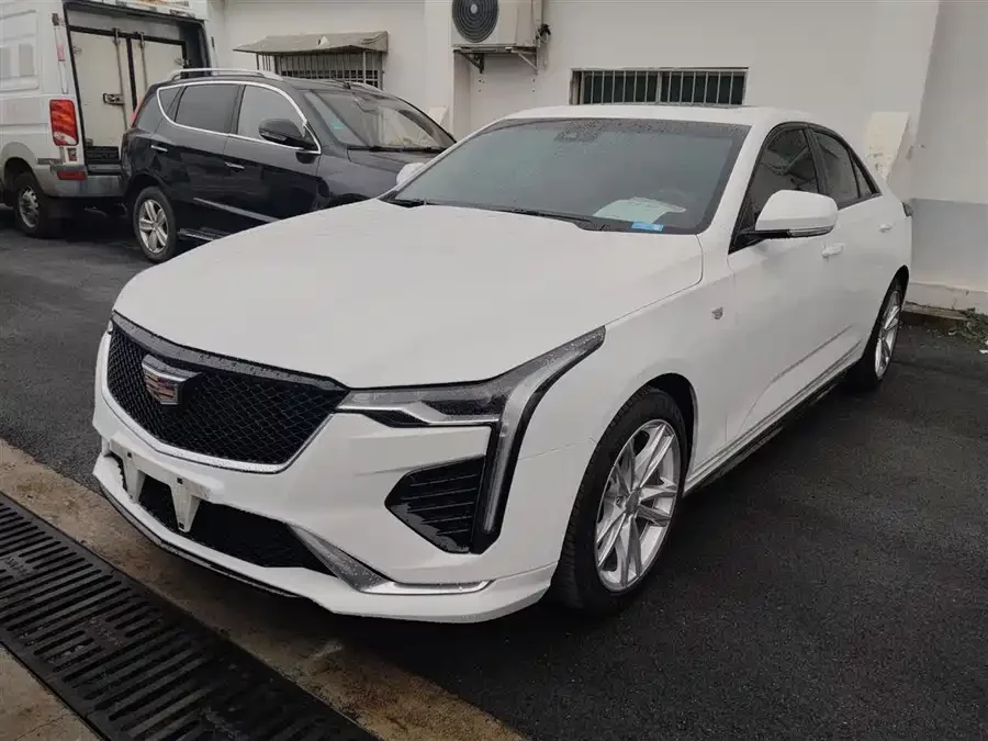 Cadillac CT4