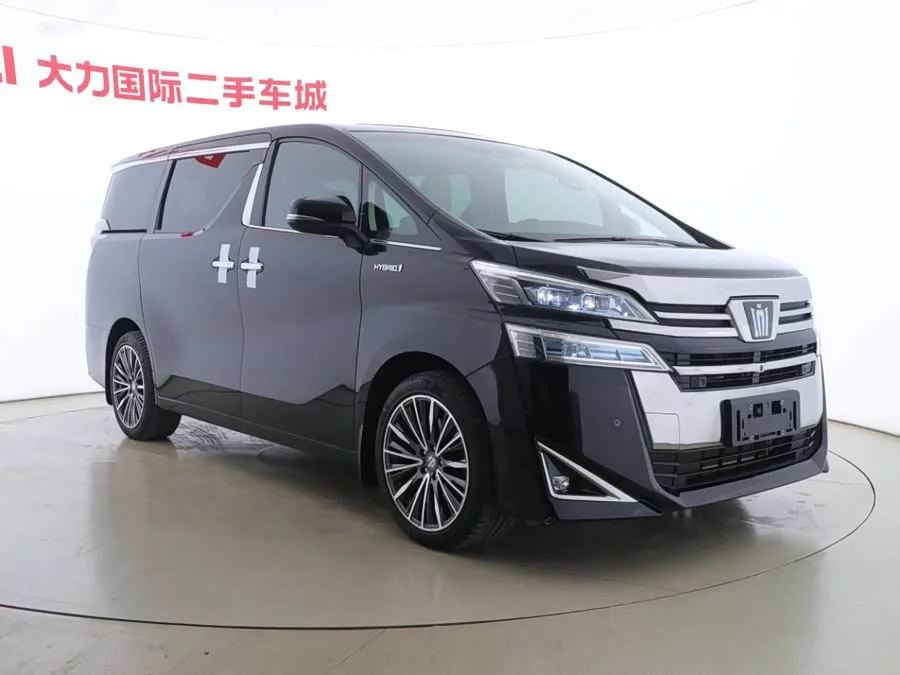 Toyota Crown Vellfire