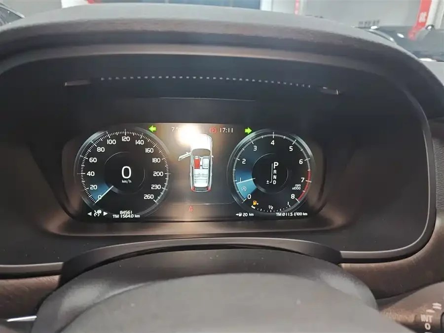Volvo V90