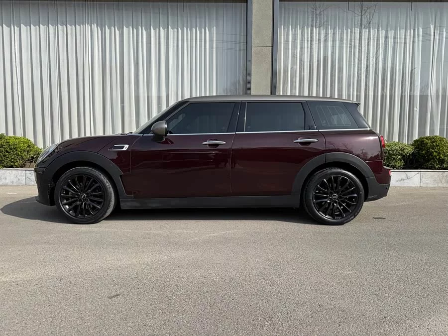 MINI CLUBMAN