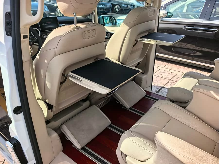 Mercedes Benz Class V