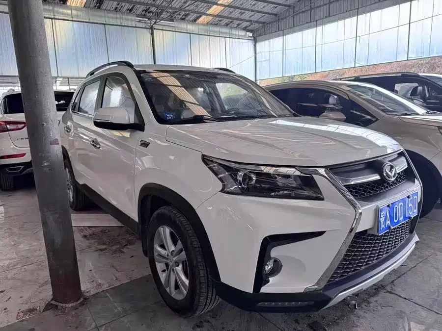 BAIC S5