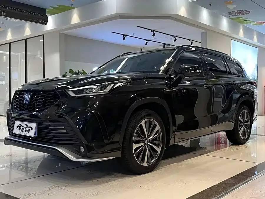 Toyota Crown Land