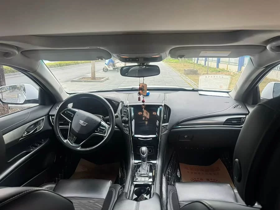 Cadillac ATS-L
