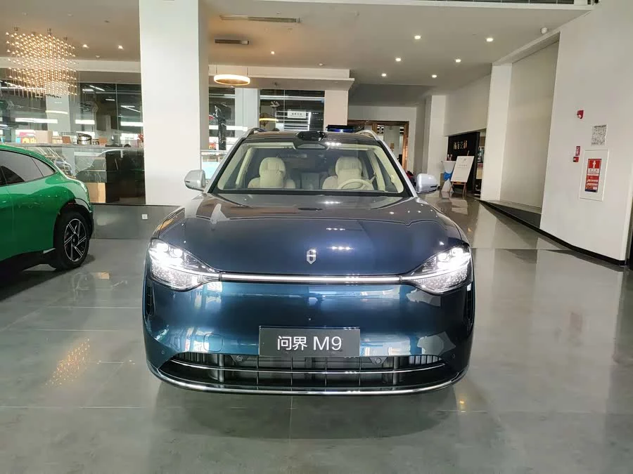 AITO Wenjie M9