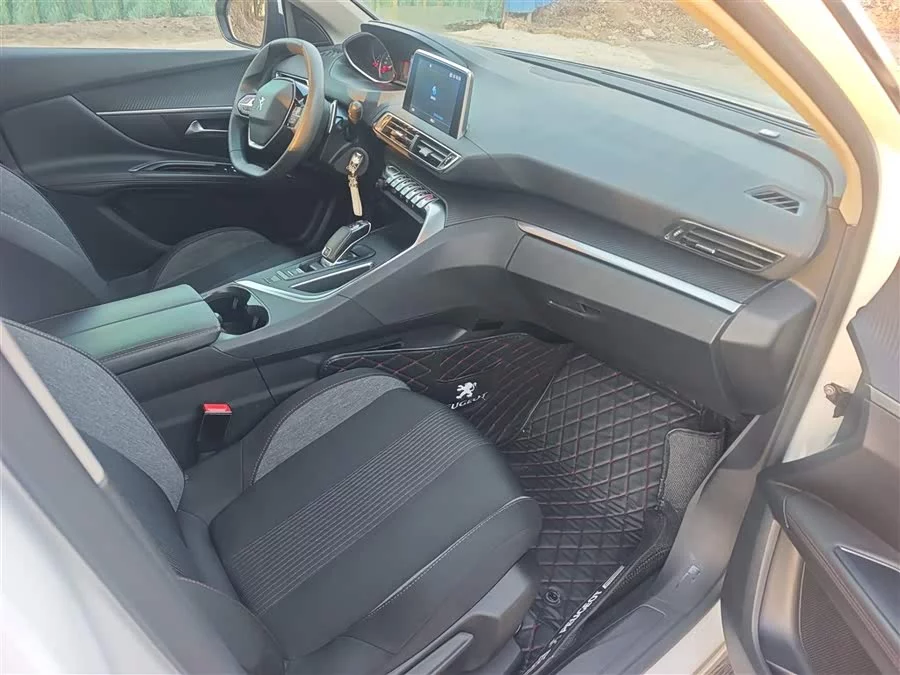Peugeot 4008