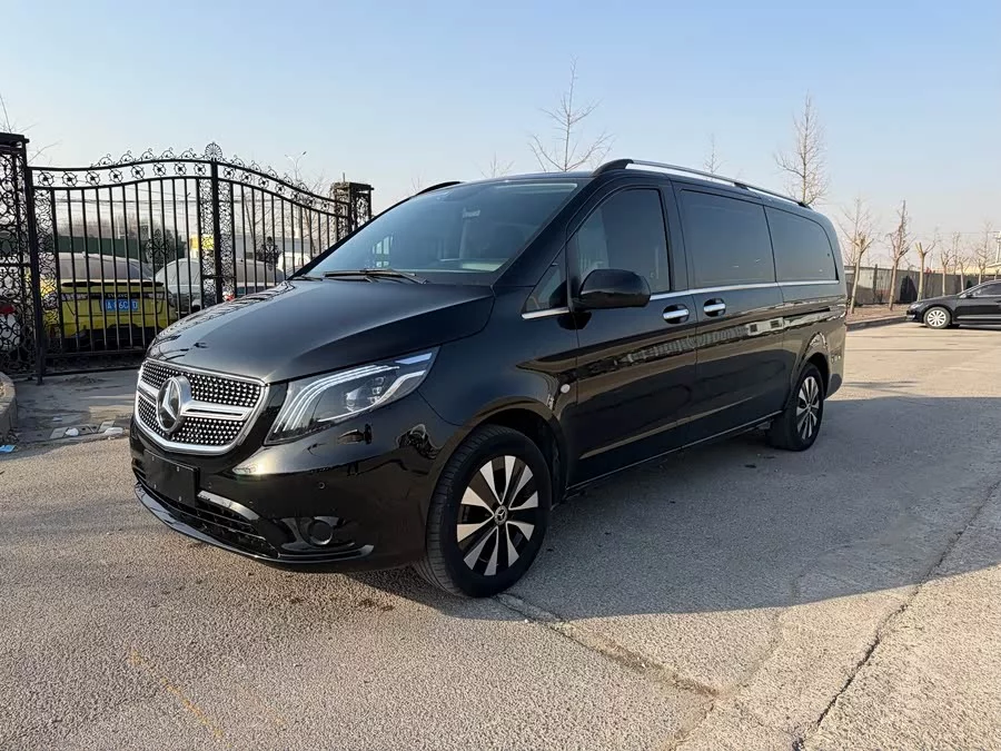 Mercedes Benz Vito