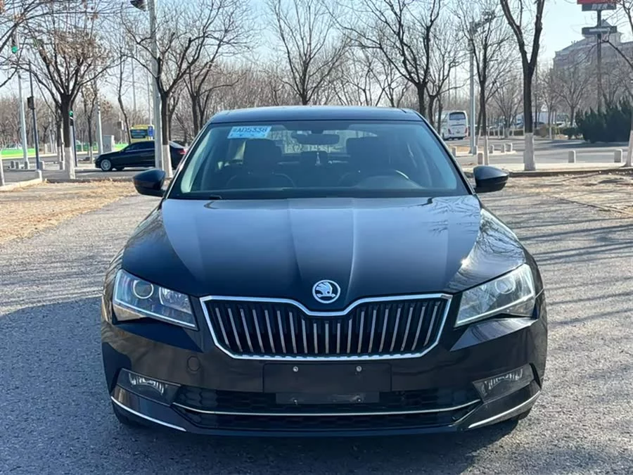 Skoda SuperB