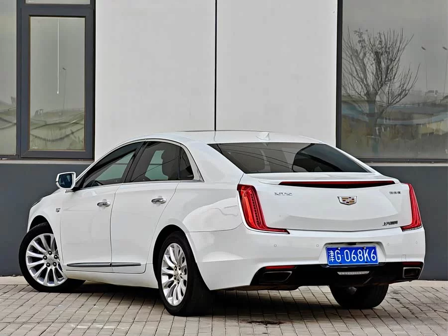 Cadillac XTS
