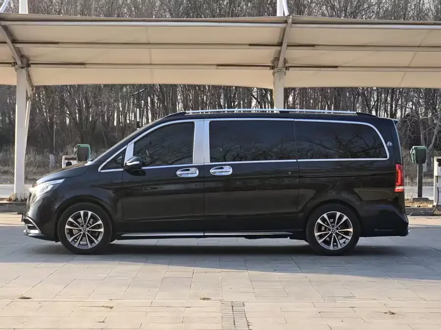 Mercedes Benz Class V