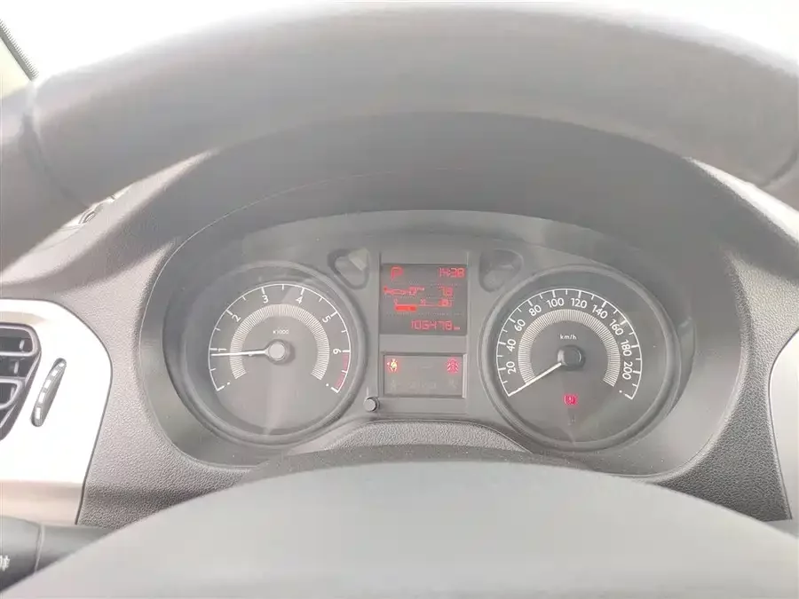 Peugeot 301