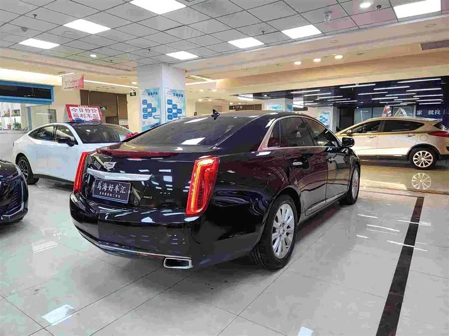 Cadillac XTS