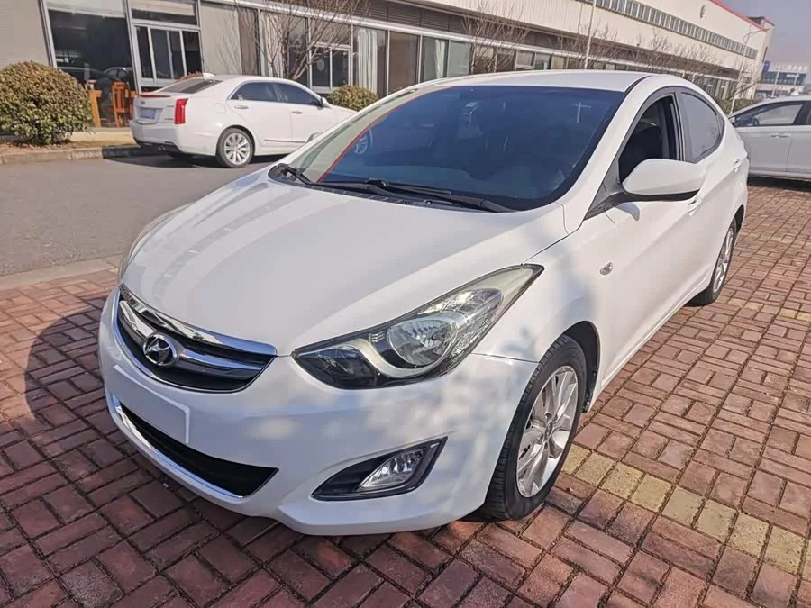 Hyundai Elantra