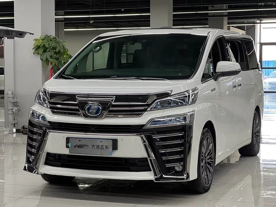 Toyota Crown Vellfire