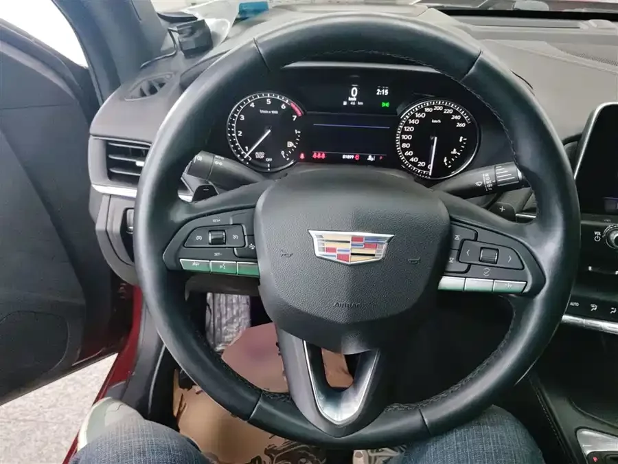 Cadillac CT4