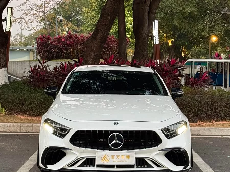 Mercedes Benz CLS