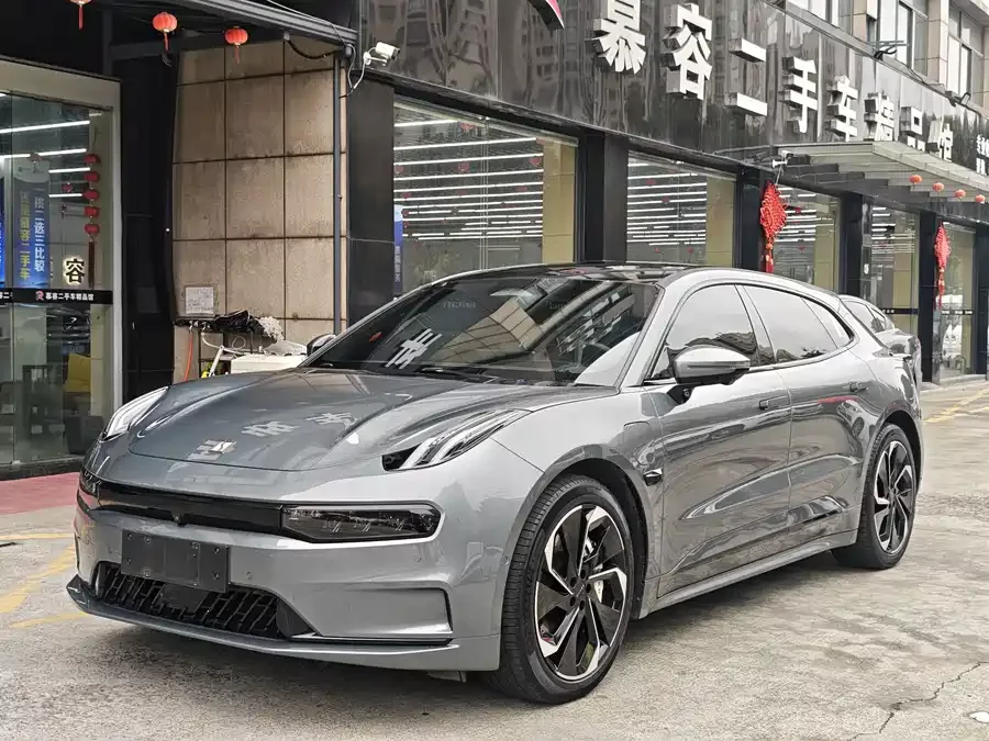 Zeekr 001