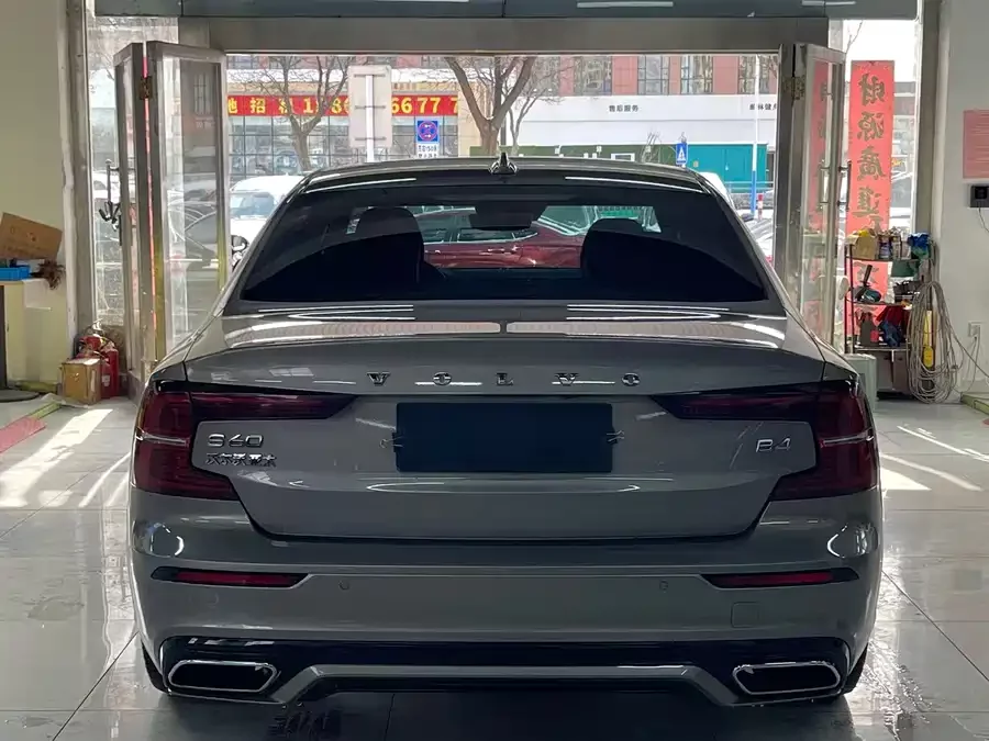 Volvo S60