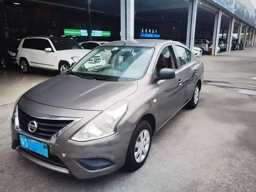 Nissan Sunny
